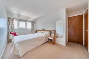 Bedroom- click for photo gallery
